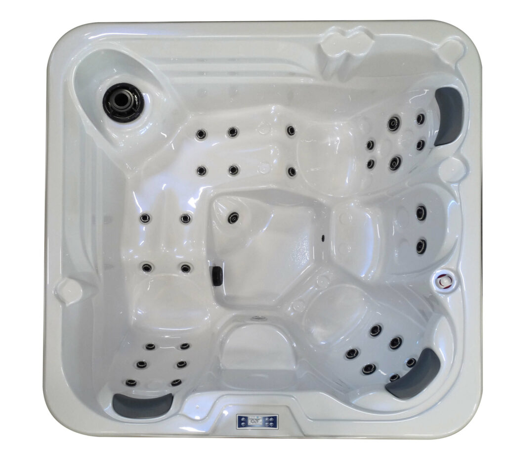 CELTIC SPAS PREMIUM HOT TUB