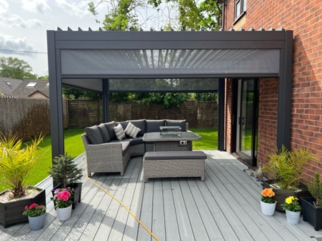 Example of aluminium pergola